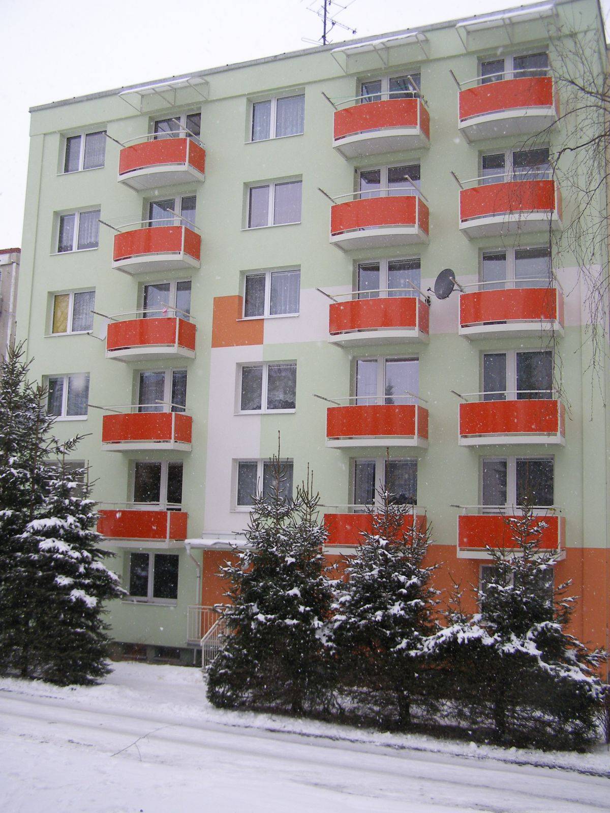 Dukelská 945