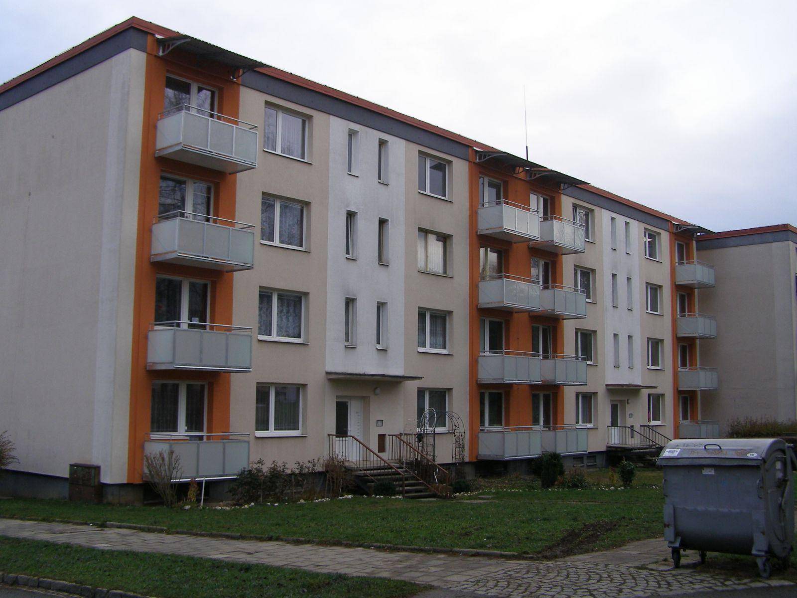 Dukelská 937