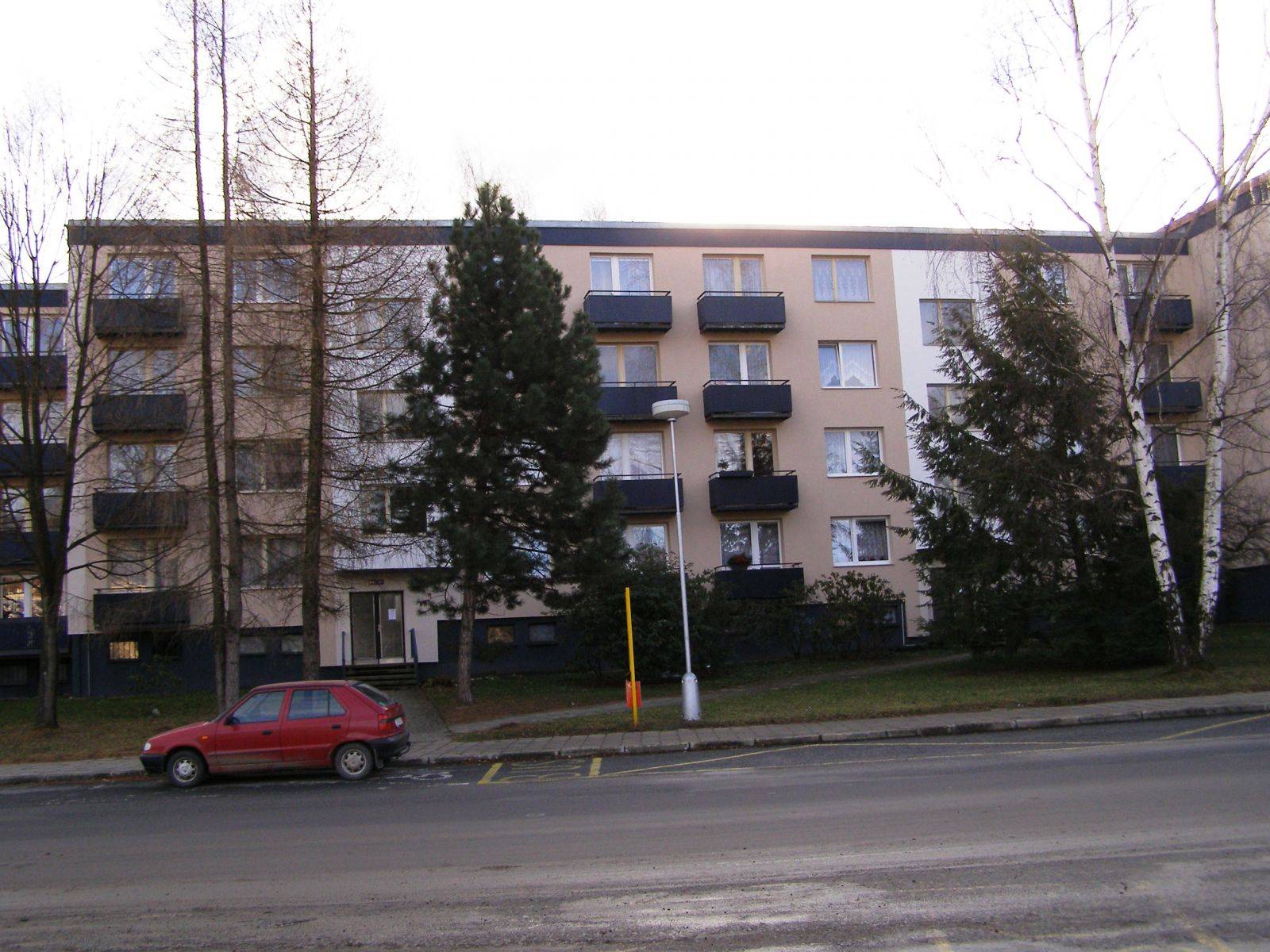 Dukelská 940