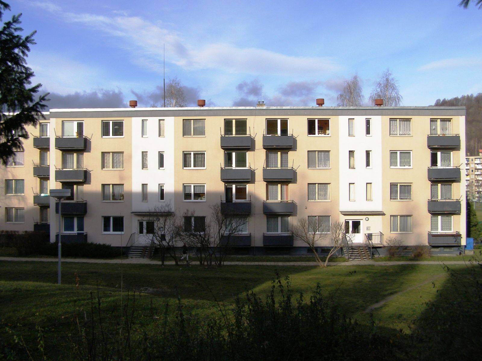 Dukelská 941